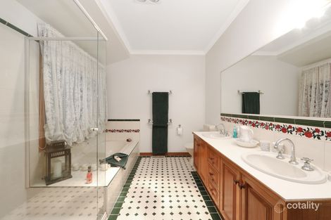 Property photo of 5 Ruby Close Rowville VIC 3178