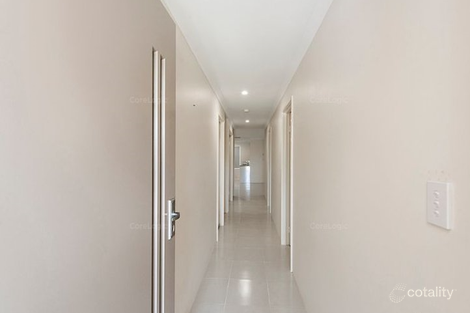 Property photo of 29 Sharperton Meander Dudley Park WA 6210