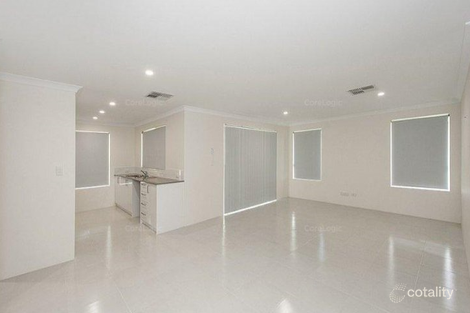 Property photo of 29 Sharperton Meander Dudley Park WA 6210