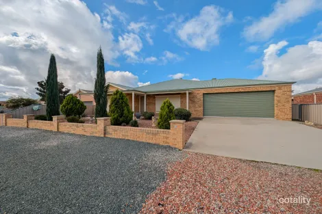 9 PENGLASE ST, KOONDROOK, VIC 3580