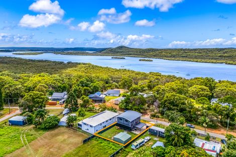 Property photo of 32 Main View Drive Russell Island QLD 4184