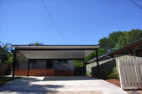 Property photo of 36 Bracken Ridge Road Sandgate QLD 4017