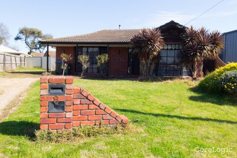 Property photo of 8 Tamboritha Place Hoppers Crossing VIC 3029