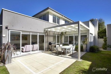 Property photo of 4 Peachtree Place Heatherton VIC 3202
