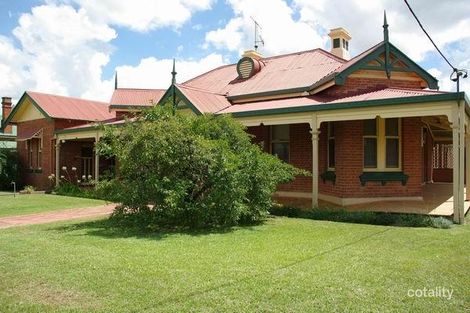 66 Warne St, Wellington, NSW 2820