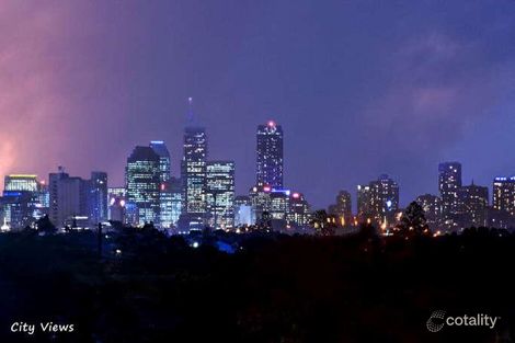 9 Aintree St, Holland Park West, QLD 4121