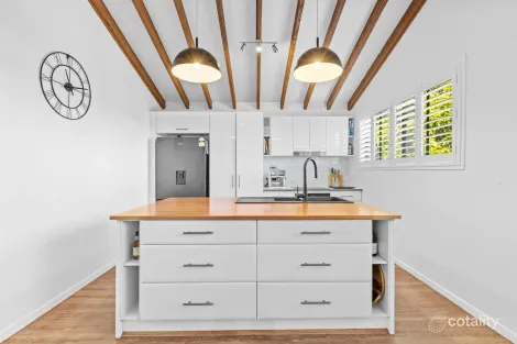 Property photo of 44 Cominan Avenue Banora Point NSW 2486