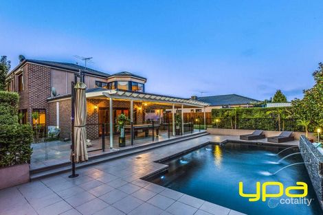 Property photo of 9 Windmill Rise Hillside VIC 3037