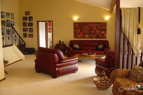 Property photo of 44 Tamworth Drive Helensvale QLD 4212