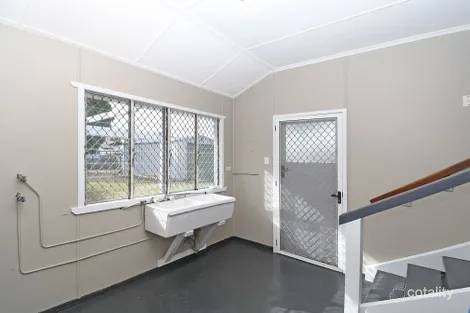 Property photo of 120 Long Street Point Vernon QLD 4655