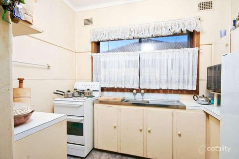 Property photo of 20 Styles Place Merrylands NSW 2160