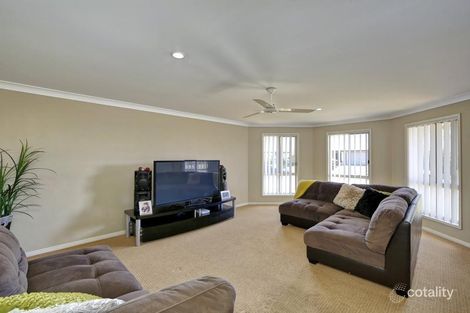 Property photo of 21 Santina Drive Kalkie QLD 4670