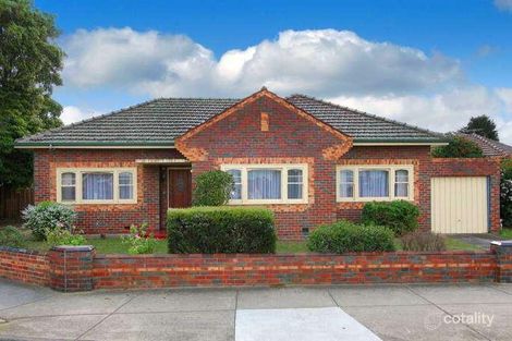 77 Oakhill Ave, Reservoir, VIC 3073