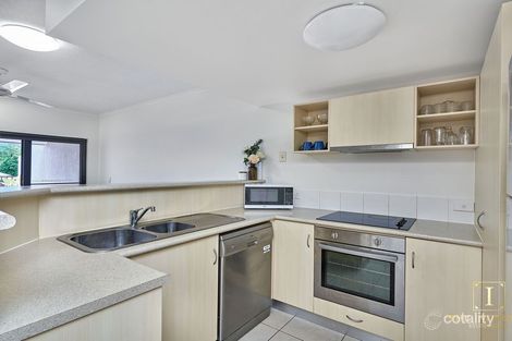 Property photo of 402/11-15 Charlekata Close Freshwater QLD 4870