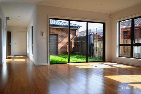 Property photo of 4/16 Burns Avenue Clayton South VIC 3169
