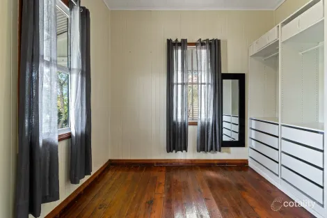 Property photo of 32 Brim Street Newtown QLD 4350