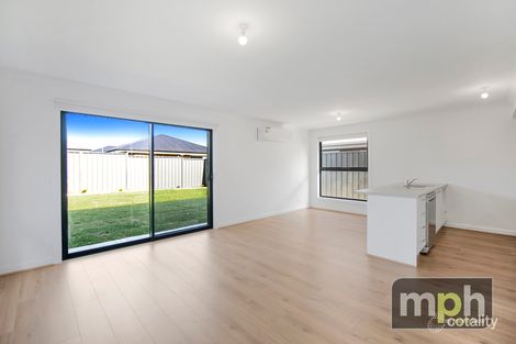 Property photo of 5 Maiolo Crescent Blakeview SA 5114