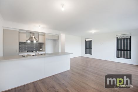Property photo of 5 Maiolo Crescent Blakeview SA 5114