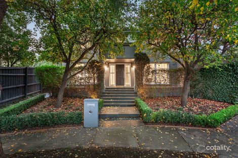 Property photo of 3 Deanlea Court Hawthorn East VIC 3123