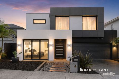 102 Harcrest Bvd, Wantirna South, VIC 3152