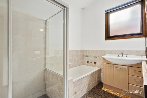 Property photo of 19 Evelyn Avenue Figtree NSW 2525