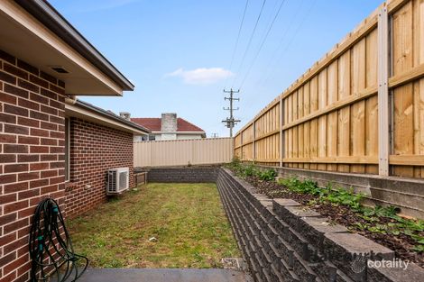 Property photo of 4/6 Rowena Court Devonport TAS 7310