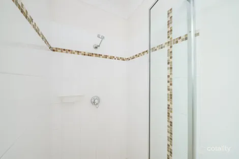 Property photo of 6 Lochern Way Bushland Beach QLD 4818