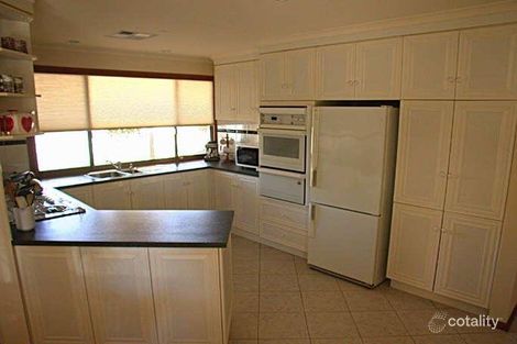 Property photo of 2 Bartlett Drive Novar Gardens SA 5040