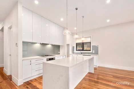 Property photo of 2/20 Kingsley Grove Mount Waverley VIC 3149