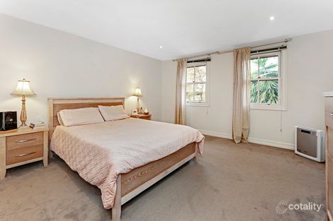 Property photo of 3 Ozone Street Hampton VIC 3188
