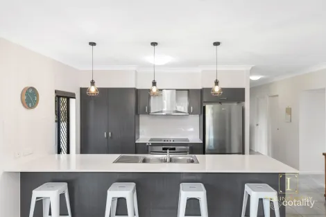 Property photo of 12 Munburra Parade Smithfield QLD 4878