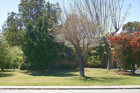 10 Castle Rd, Woodlands, WA 6018