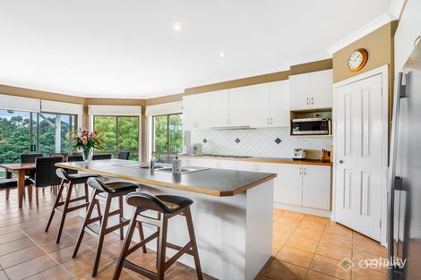 Property photo of 15 The Grove Hillside VIC 3037