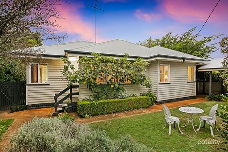 28 Geoffrey St, Mount Lofty, QLD 4350