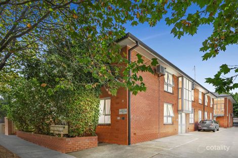 4/11 Tiuna Gr, Elwood, VIC 3184