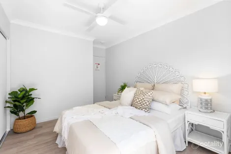 Property photo of 11 Oronsay Avenue Caloundra QLD 4551