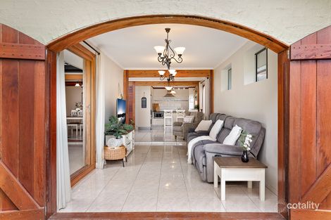 Property photo of 9 Batman Crescent Springwood QLD 4127