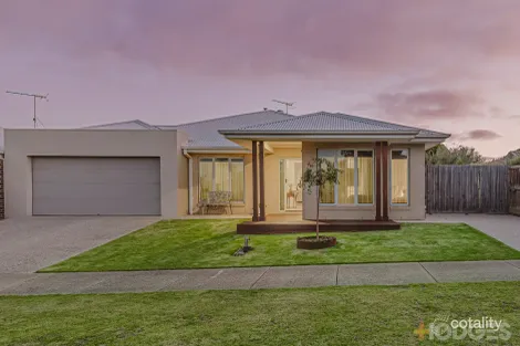 11 Lincoln Way, Ocean Grove, VIC 3226