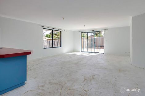 Property photo of 15 Drummore Elbow Stratton WA 6056