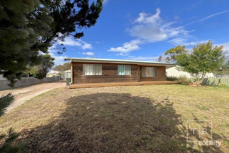 98 Easton Rd, Castletown, WA 6450