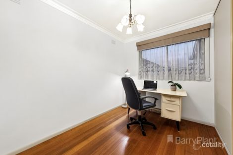 Property photo of 12 Burgundy Crescent St Albans VIC 3021