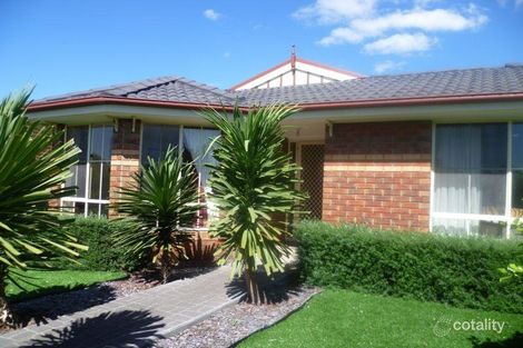 Property photo of 25 Clitheroe Green Derrimut VIC 3026