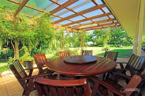 Property photo of 70 Limpus Avenue Keppel Sands QLD 4702