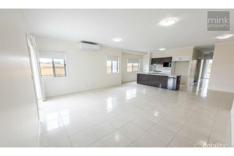 Property photo of 44 Brampton Crescent Mountain Creek QLD 4557