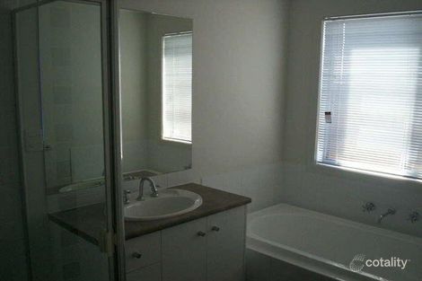 Property photo of 81 Hatchlands Drive Deer Park VIC 3023