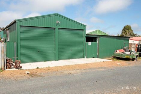 Property photo of 16 Elizabeth Street Junee NSW 2663