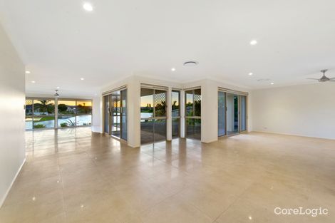 Property photo of 9 Tannah Court Broadbeach Waters QLD 4218