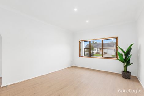 Property photo of 8 Corinda Avenue Woonona NSW 2517