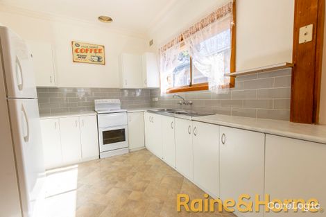 Property photo of 17 Roycox Crescent Dubbo NSW 2830