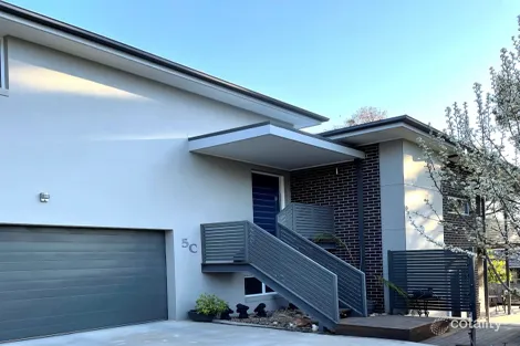 Property photo of 5C McIvor Court Kennington VIC 3550